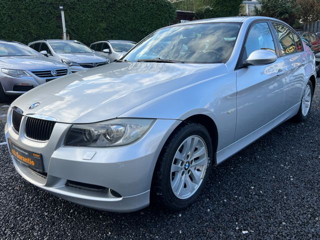 BMW 320 I*Leder*2-Hand-Scheckheft*GARANTIE