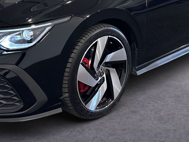 Golf VIII GTI 2.0 TSI DSG BLACK IQ.LIGHT+AHK+RFK