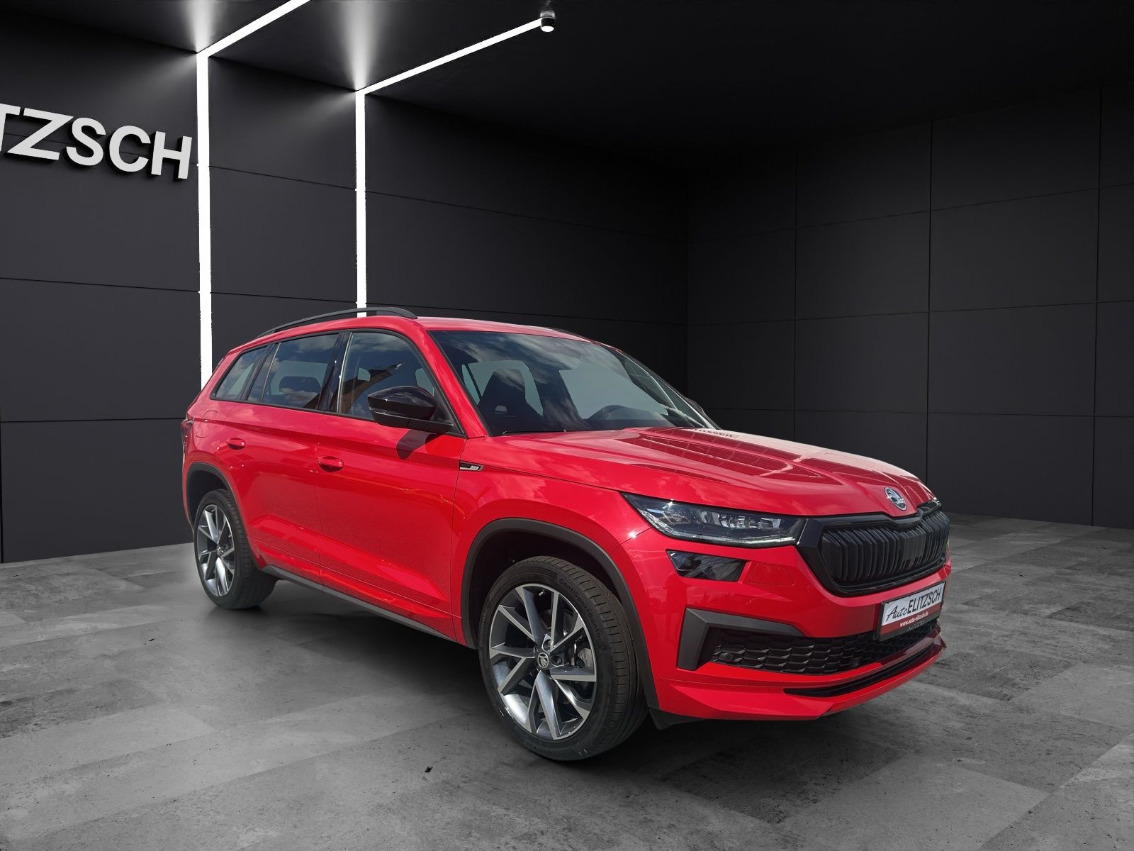 Fahrzeugabbildung SKODA Kodiaq TDI Sportline DSG 4x4 Matrix AHK Navi VC