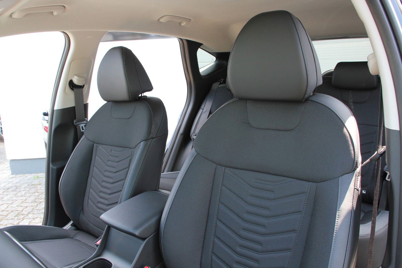 Fahrzeugabbildung Hyundai Tucson 1.6 T-GDI GO! Plus 48V