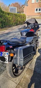 Triumph Trident 900 mit Verkleidung - TRIUMPH TRIDENT 900