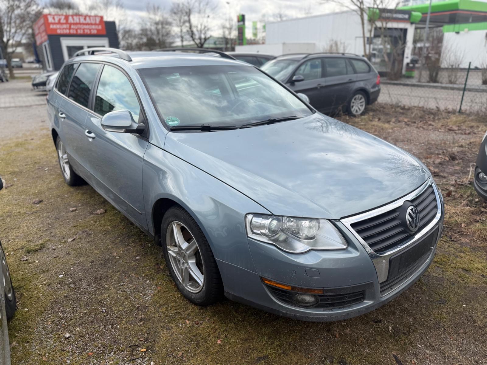 Volkswagen Passat Variant Trendline 2.0TDI*DSG*Navi*Xenon*