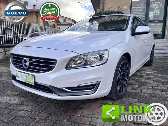 Volvo VOLVO S60 D5 215 cv Geartronic Momentum