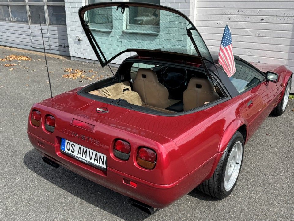 Fahrzeugabbildung Corvette C4 Targa 5.7 TPI Schweiz Import H Zulassung