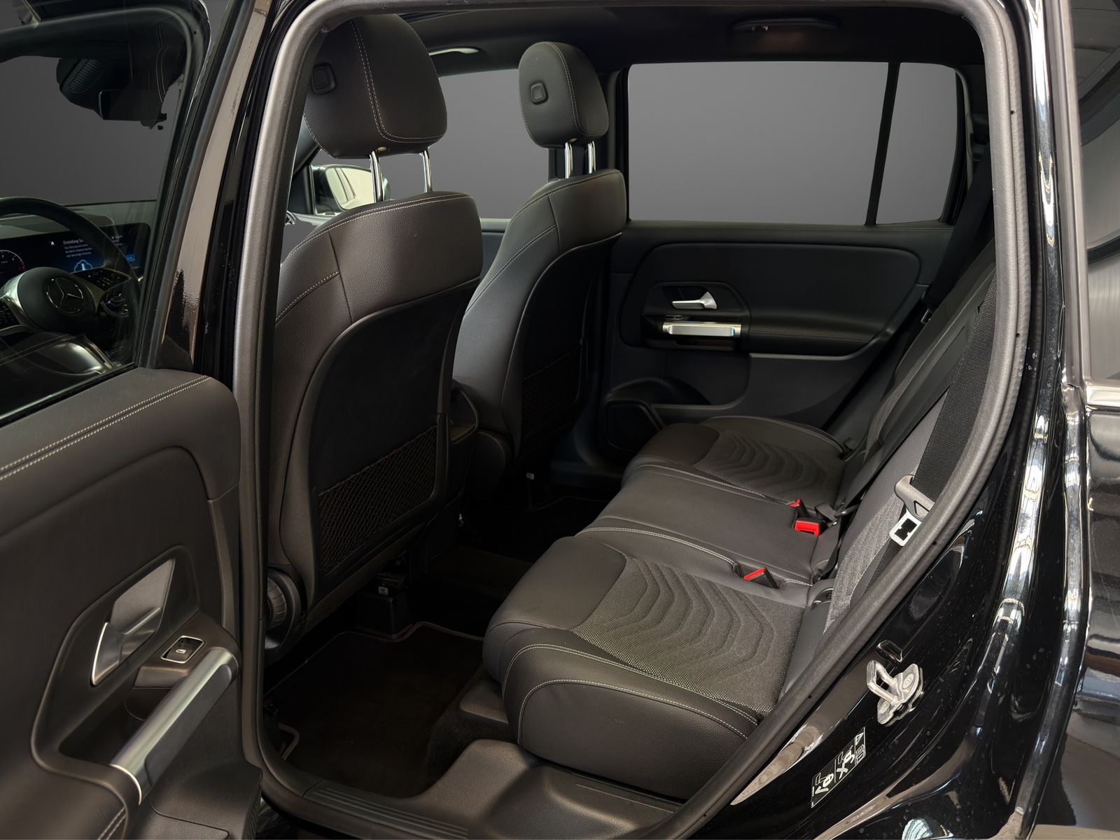 Mercedes-Benz GLB 200 d Progressive Advanced Plus*Pano*Keyless foto 8