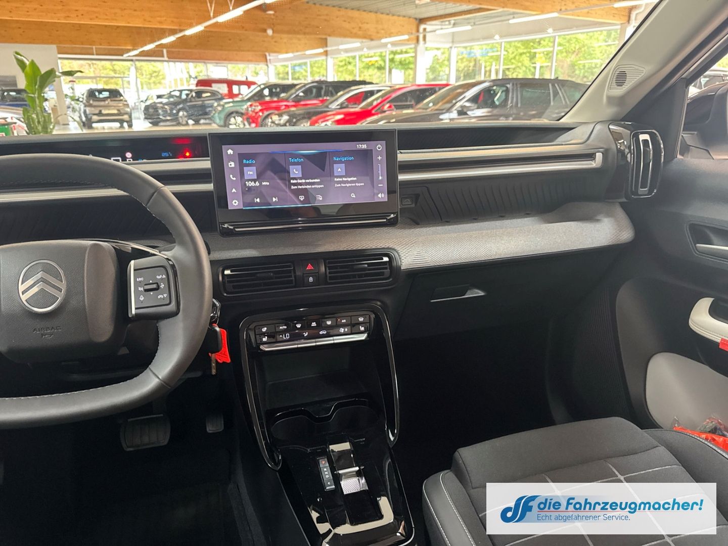 Fahrzeugabbildung Citroën C3 E 113 MAX HUD Navi Soundsystem LED Apple CarP