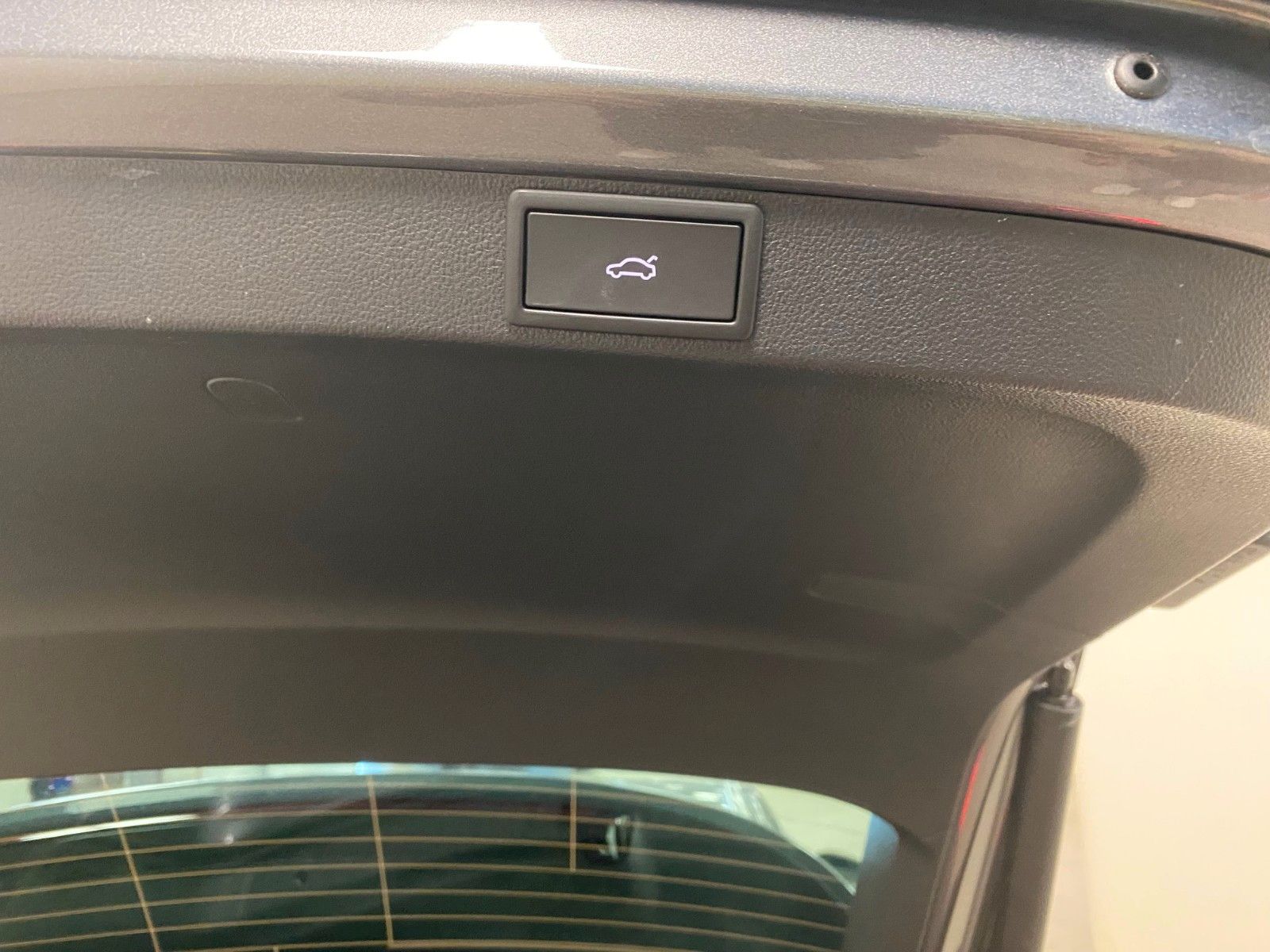 Fahrzeugabbildung SKODA Octavia 1.5 TSI MHEV DSG Selection+NAVI+AHK+ACC+