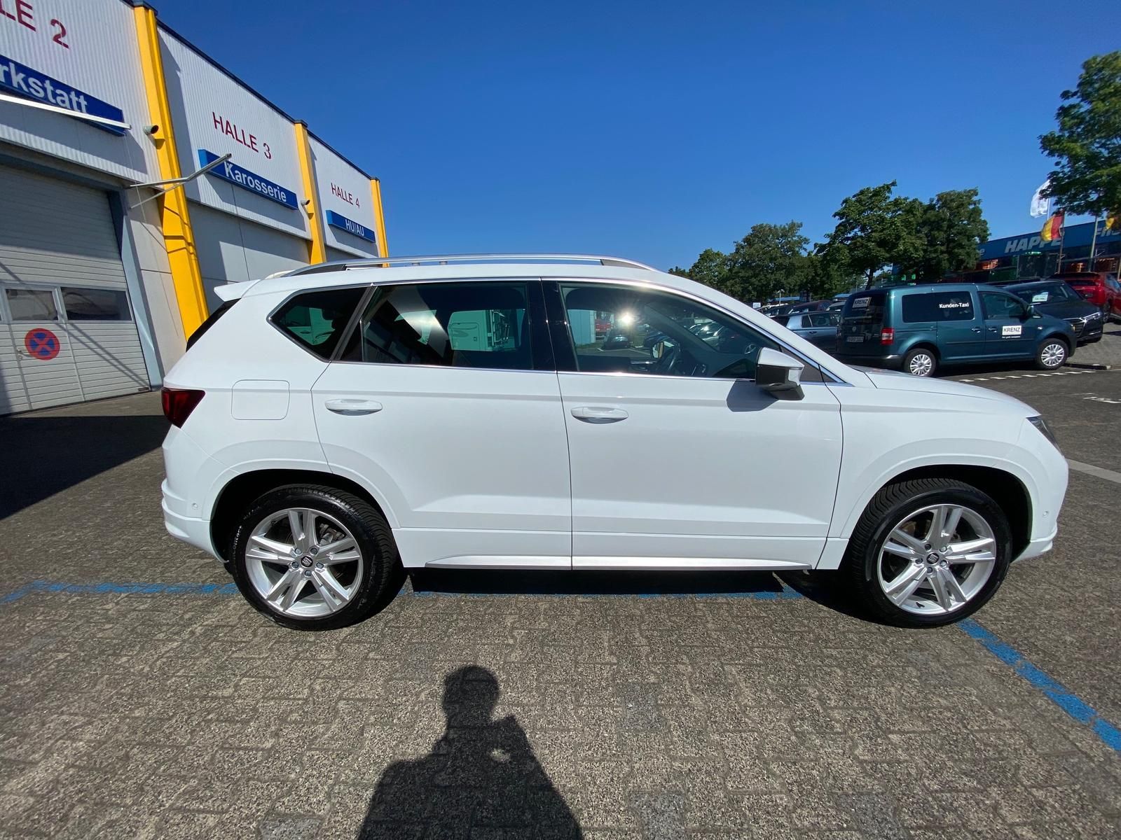 Fahrzeugabbildung SEAT Ateca 1.5 TSI FR APP+ACC+RFK+AHK+NAVI+SITZHEIZ