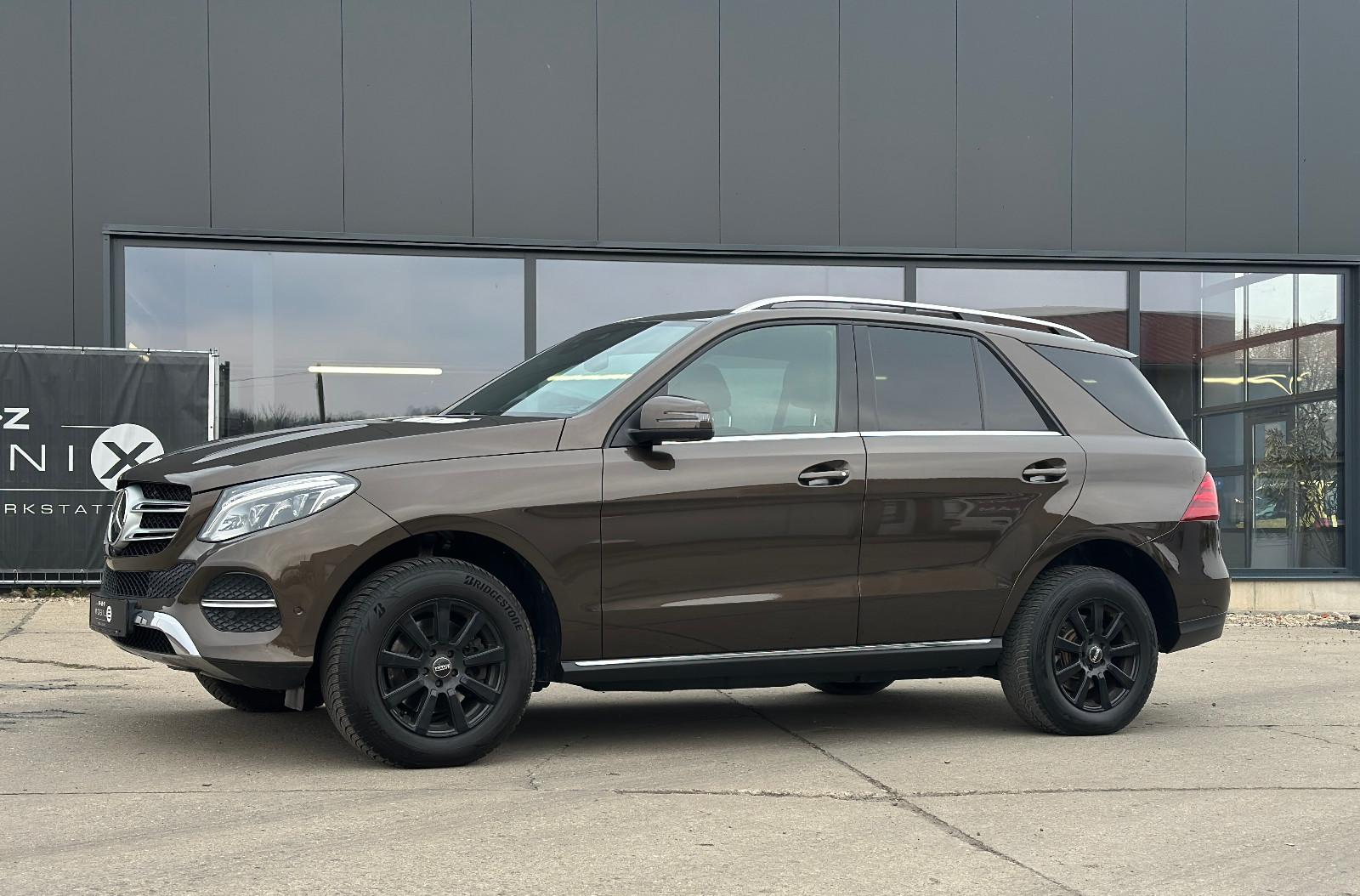 Mercedes-Benz GLE 350d 4Matic 360 Grad Kamer AHK LEDER 1.Hand