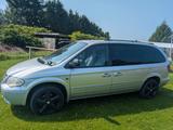Chrysler Grand Voyager SE 2.8 CRD Autom. SE - Chrysler Grand Voyager von privat