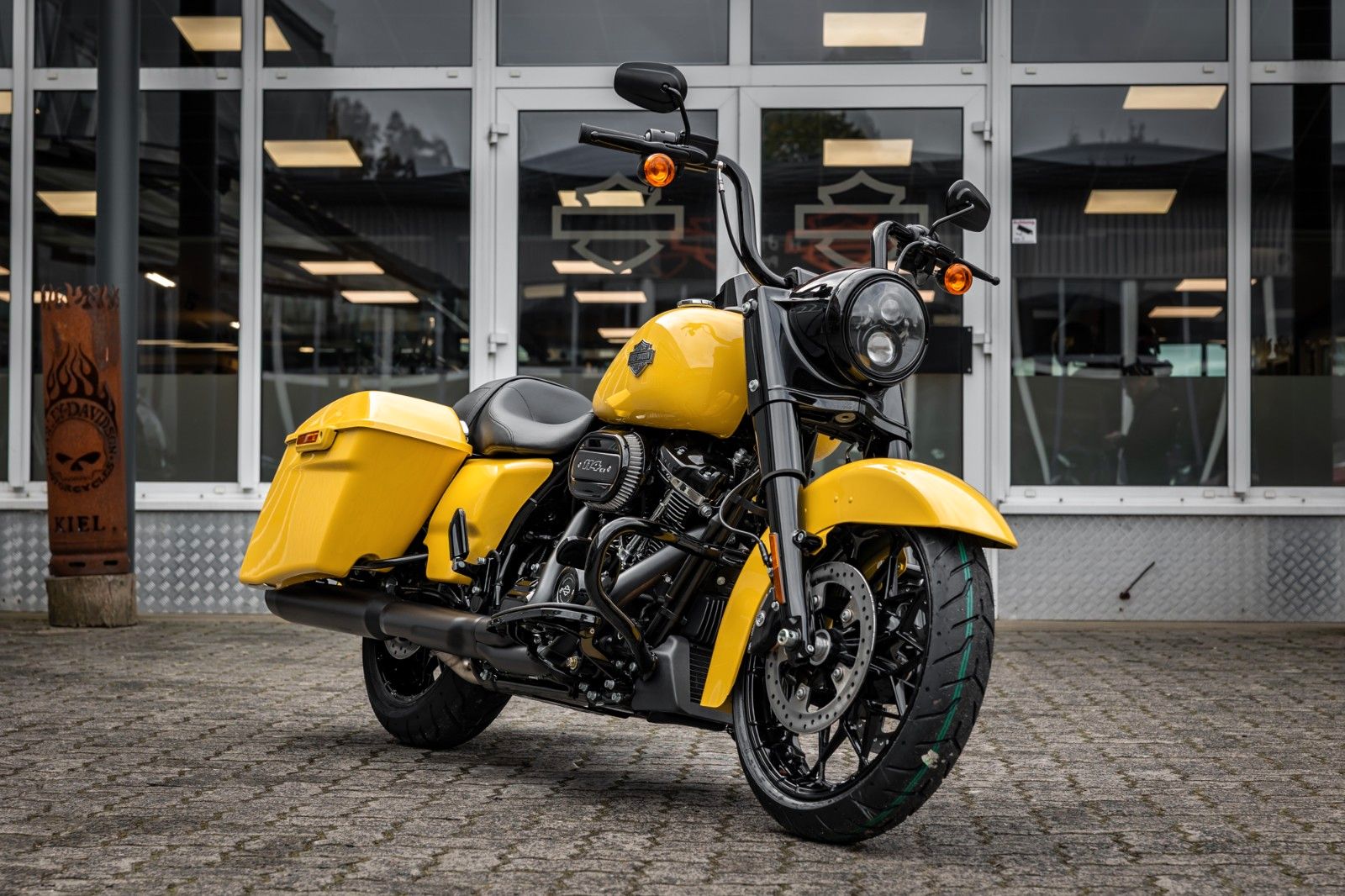 Fahrzeugabbildung Harley-Davidson ROAD KING SPEC. FLHRXS 114ci  SOFORT VERFÜGBAR
