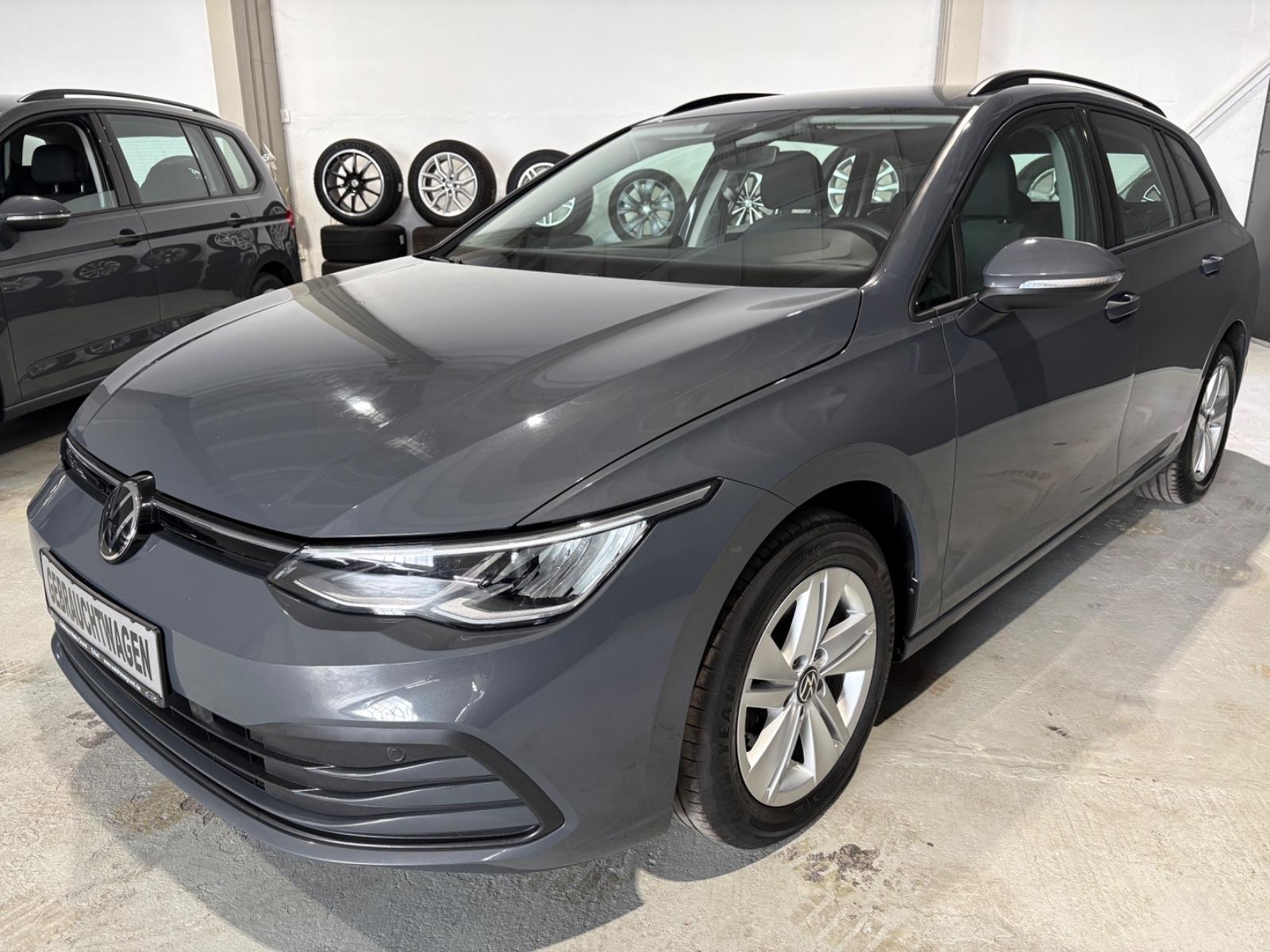 Volkswagen Golf VIII Variant 1.0 TSI Life*LED*Navi*SHZ*