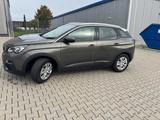 Peugeot TOP gepflegter 3008 1.2 PureTech 130 Allure  - Peugeot 3008 Gebrauchtwagen in Frankfurt