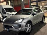 Porsche Cayenne 3.0 Diesel tiptronic 173000km - Porsche Cayenne mit Diesel-Antrieb: Kombi