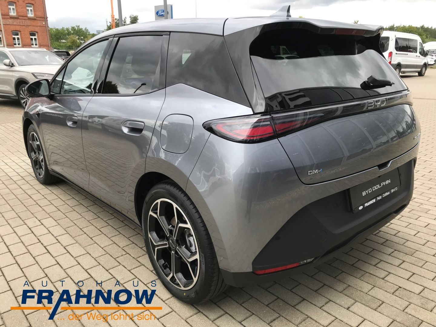BYD DOLPHIN