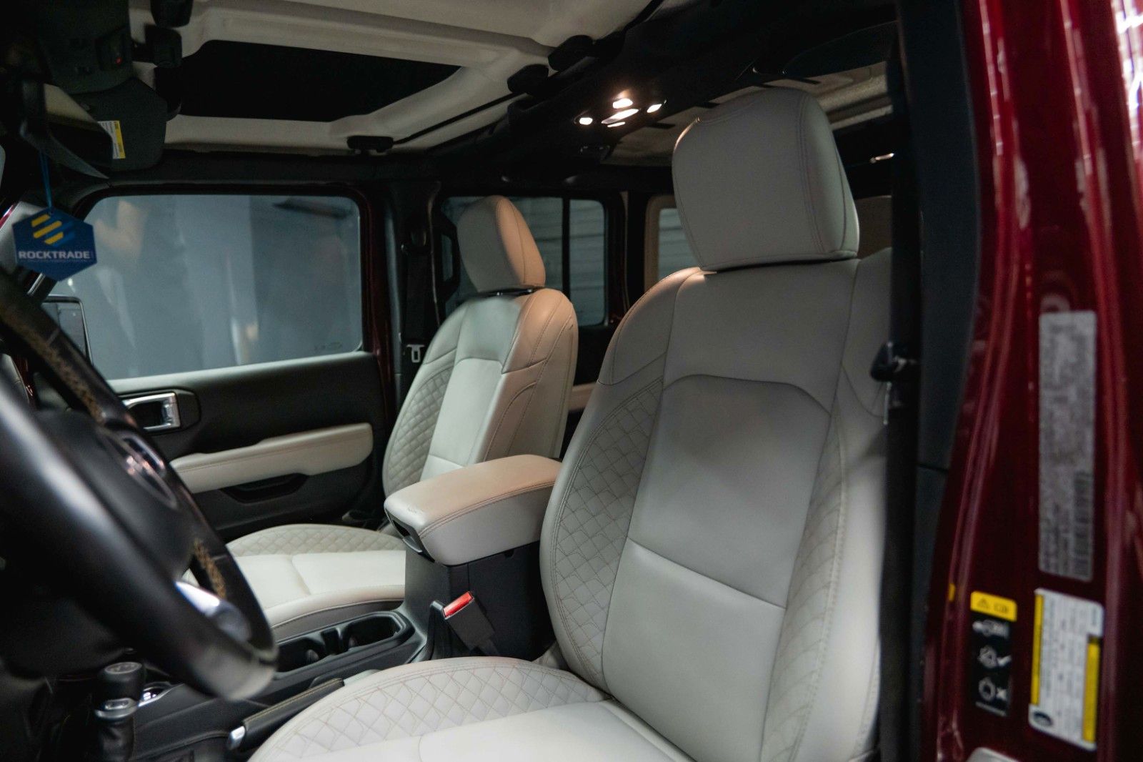 Fahrzeugabbildung Jeep Wrangler 3.0L EcoDiesel Unlimited Sahara 4x4 ACC