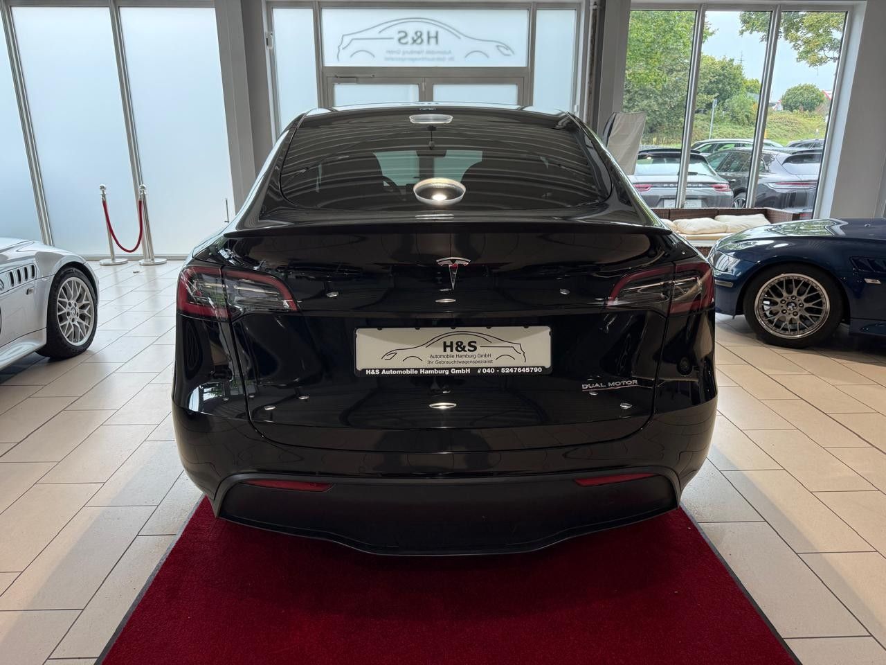 Tesla Model Y Long Range Dual AWD foto 3
