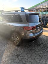 Mercedes-Benz GLB 250 4MATIC Garantie Night Paket - Mercedes-Benz GLB 250: Von Privat