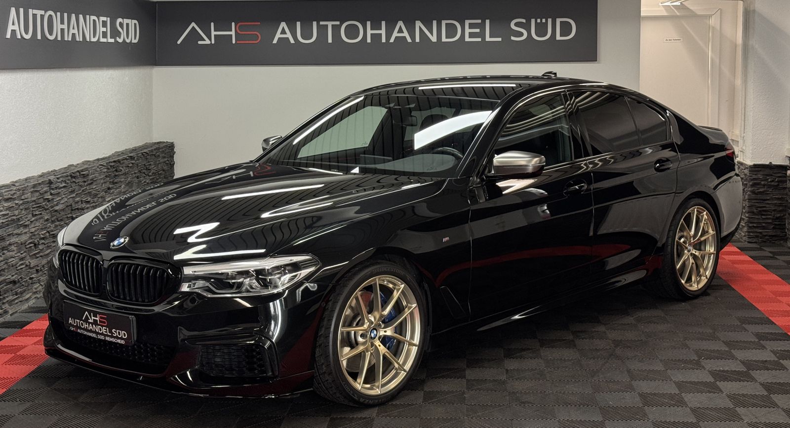 BMW M550 i xDrive*H.KARDON*U.FREI*DEUTSCH*