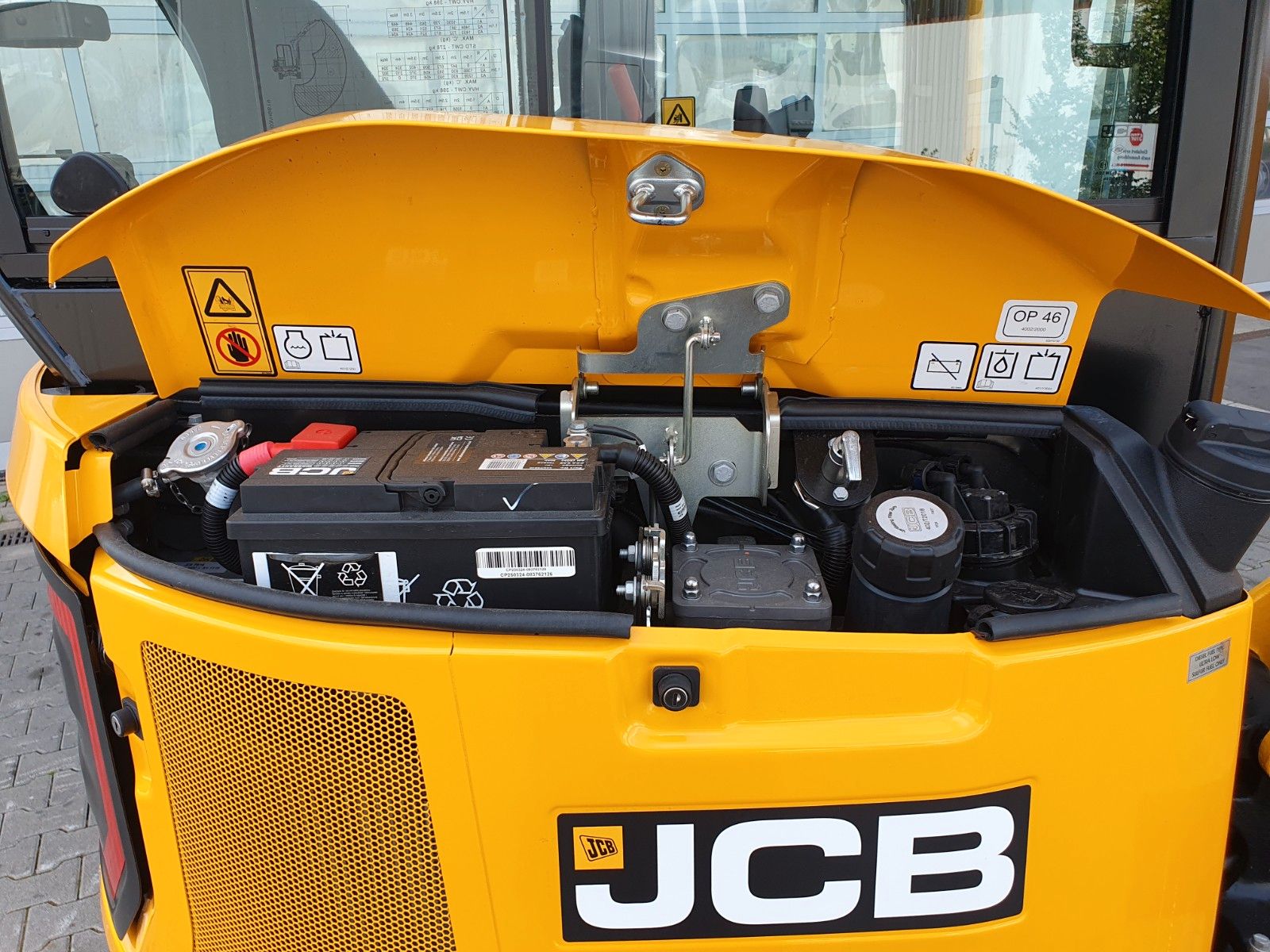 Fahrzeugabbildung JCB 26C-1 Pro Cab / Neufahrzeug / Planierschild