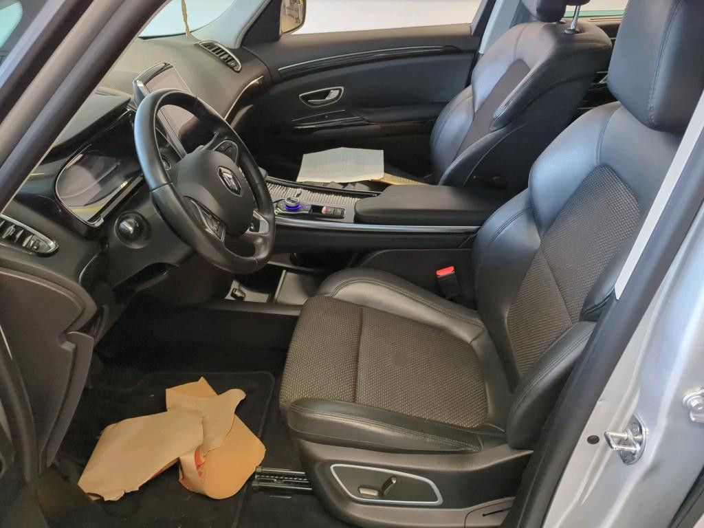 Fahrzeugabbildung Renault Espace V Limited Aut Matrix-LED Navi Pano Kamera