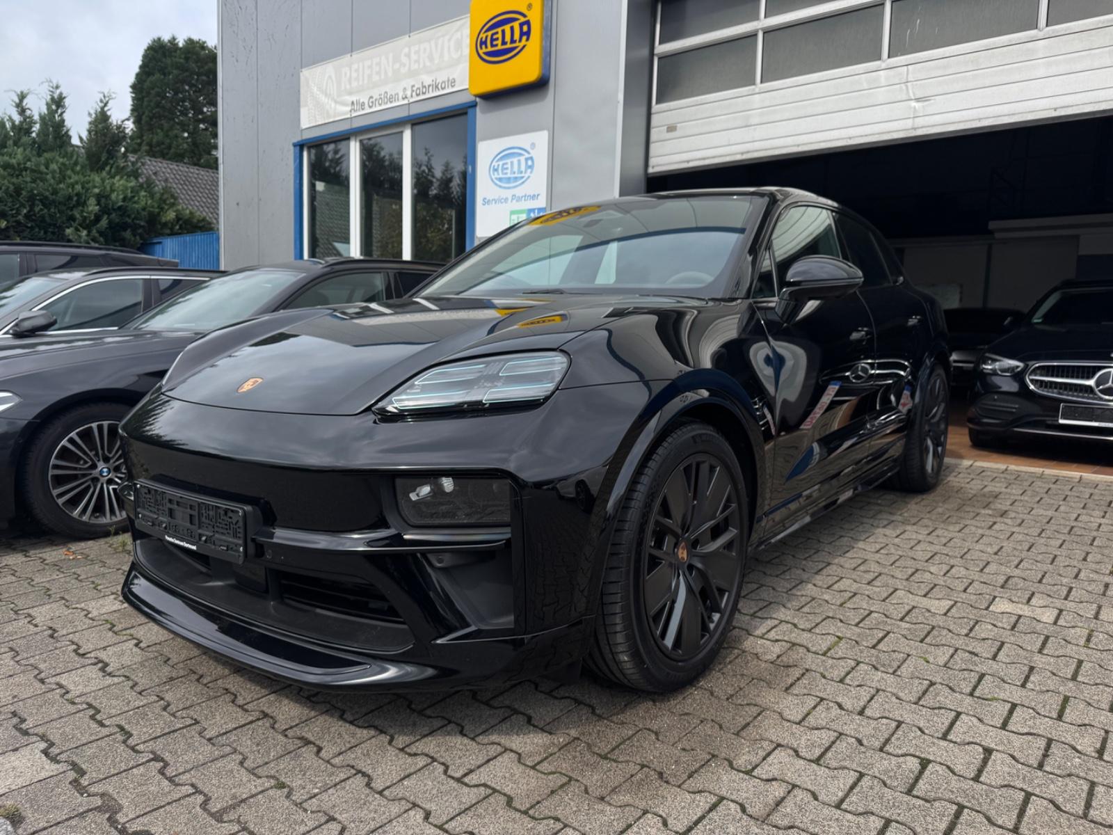 Porsche Macan GTS*BAIFAHRER DISPLAY*DISTRONIK*PANO*21Z*