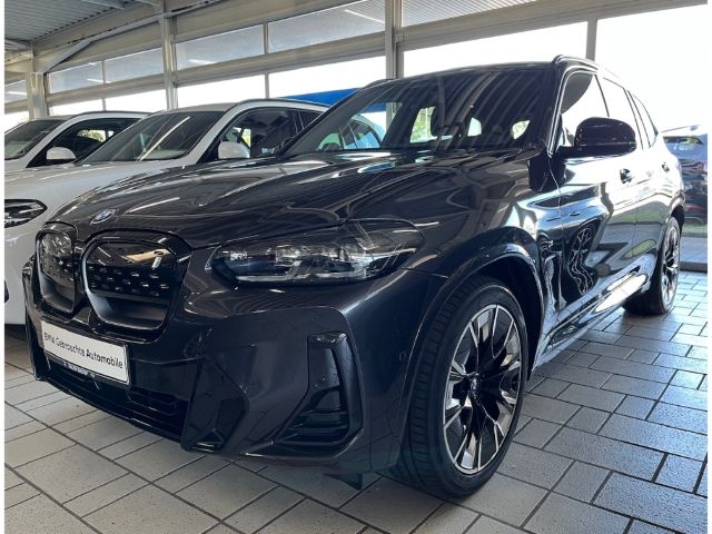 BMW iX3 M Sport HUD ACC adLED ParkAss+ AHK Pano SHZ