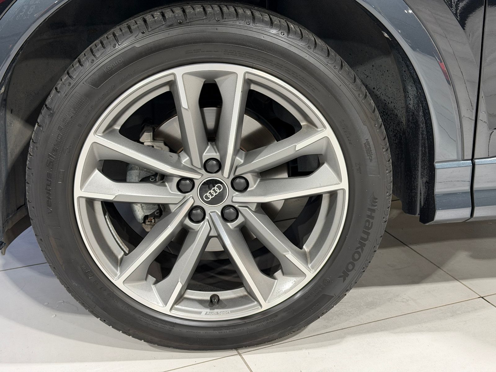 Fahrzeugabbildung Audi Q3 Sportback 35 TDI/S-LINE/BLACK-EDIT/LED/KAMERA