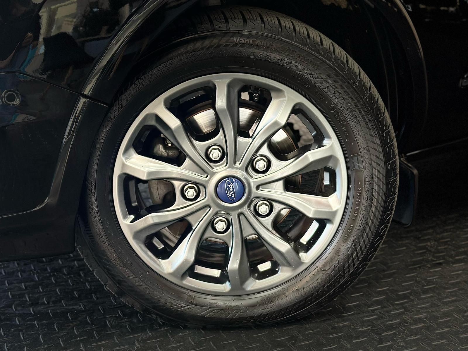 FORD Tourneo Custom 2.0TDCi TITANIUM X NAVI#AHK#ACC - Image 9
