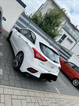Hyundai i30 1.6 T GDI Turbo - Hyundai i30 Gebrauchtwagen in Frankfurt