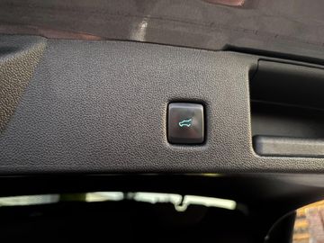 Ford Kuga Plug-In Hybrid 2.5 ST-Line X NaviAHK