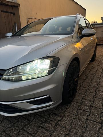 Volkswagen Golf 7.5 1,5 TSI Variant ACC/ N...