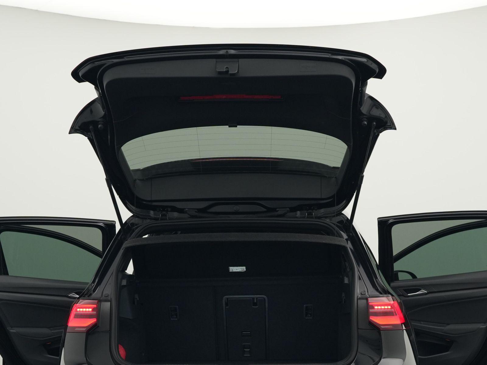 Volkswagen Golf VIII GTI 2.0 TSI DSG*ACC*HdUp*MATRIX*18''*, миниатюра 15