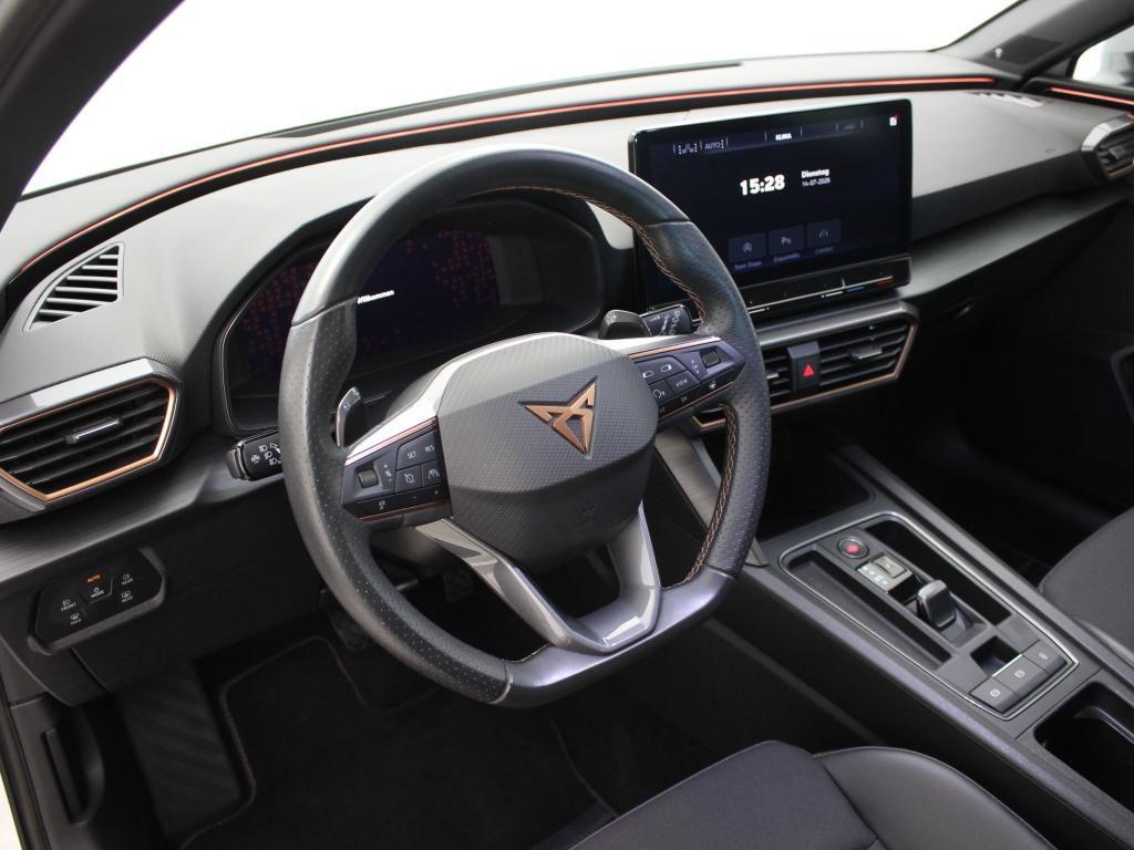 Cupra Leon SP 2.0 TSI 140kW 7-Gang Automatikgetriebe 4, миниатюра 25