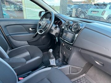 Dacia Sandero Stepway Celebration TCe 90