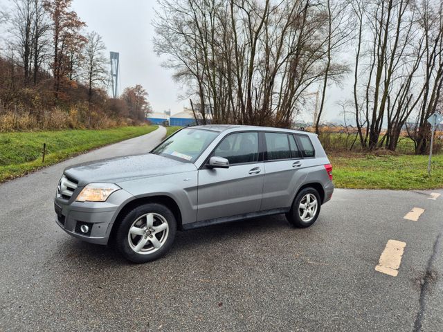 Mercedes-Benz GLK 220 CDI BlueEfficiency--1.HAND-SHZ-AHK-2000K