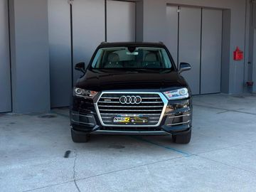 Audi Q7 - 4