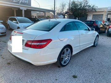 Mercedes E 250 - 4