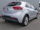 Kia Rio 1.25 Spirit NAVI/AHK/PDC/RFK - Kia Rio: Silber