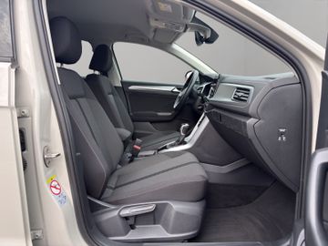 Volkswagen T-Roc - 12