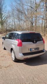Peugeot 5008 1.6 Allure HDi 115 Allure - Peugeot 5008: 1.6