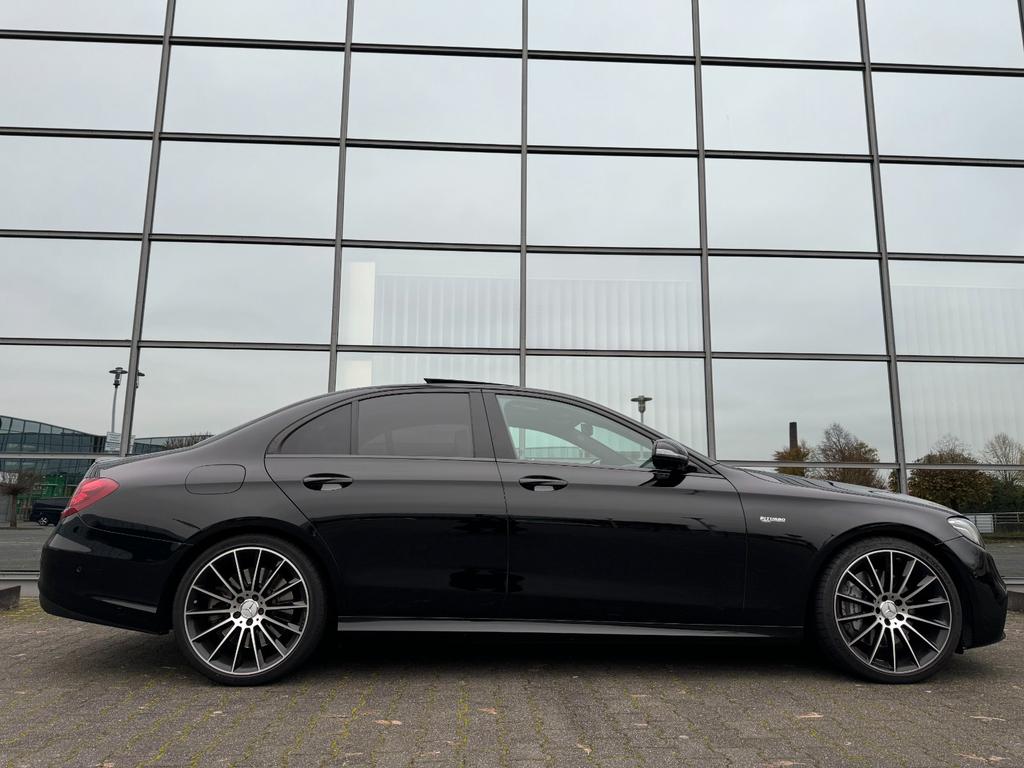 Mercedes-Benz E 43 AMG