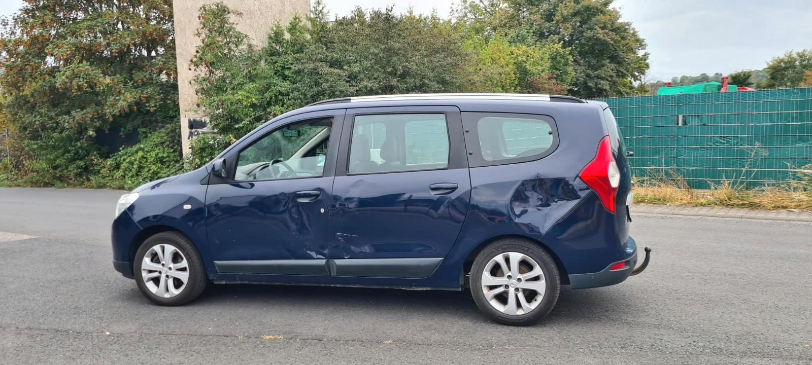 Dacia Lodgy 2015 — photo 8