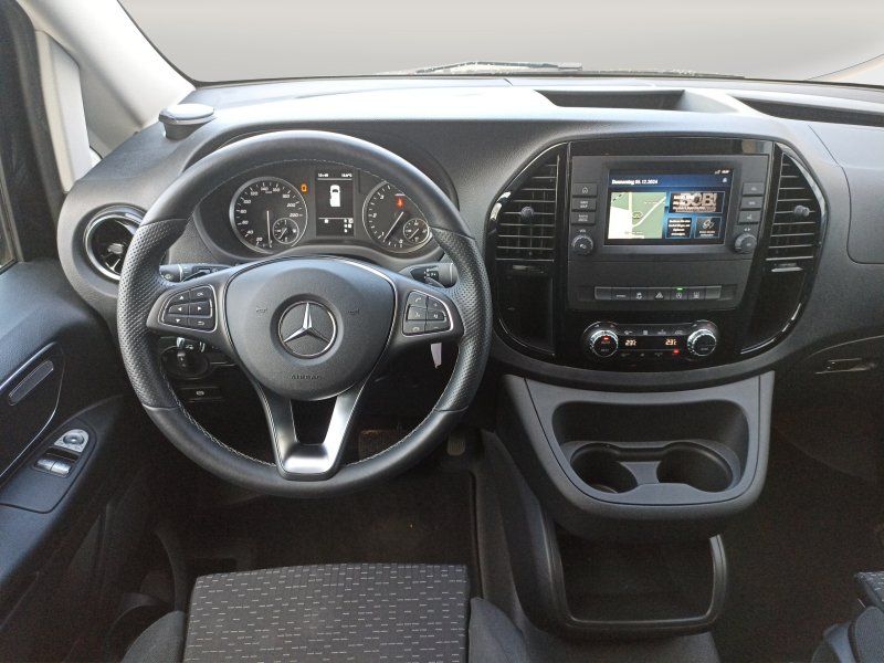Fahrzeugabbildung Mercedes-Benz Vito Tourer 124 CDI Select 4x4 lang  AHK+STANDH.