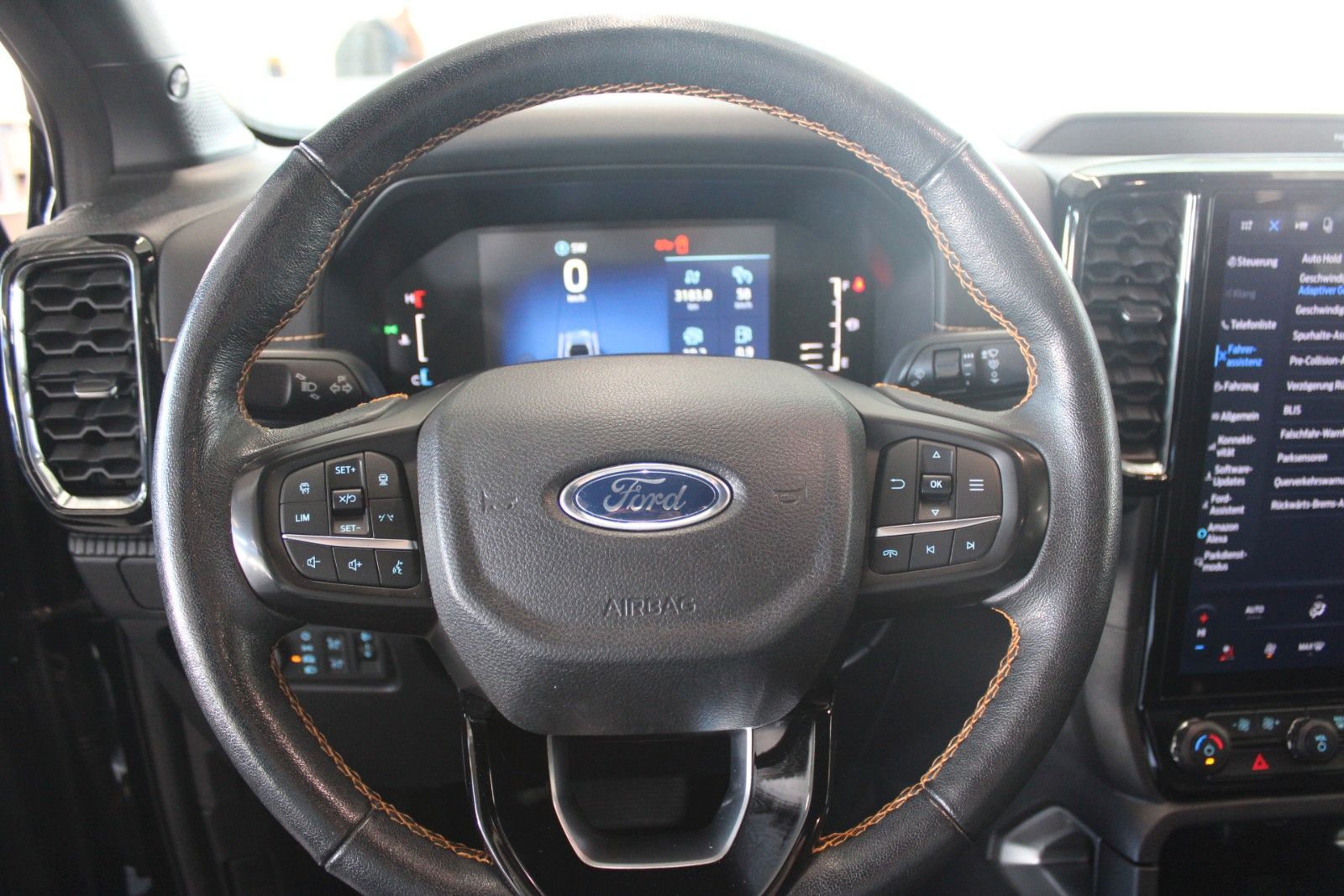 Fahrzeugabbildung Ford Ranger Wildtrak Automatik AHK Leder ACC STDHZ