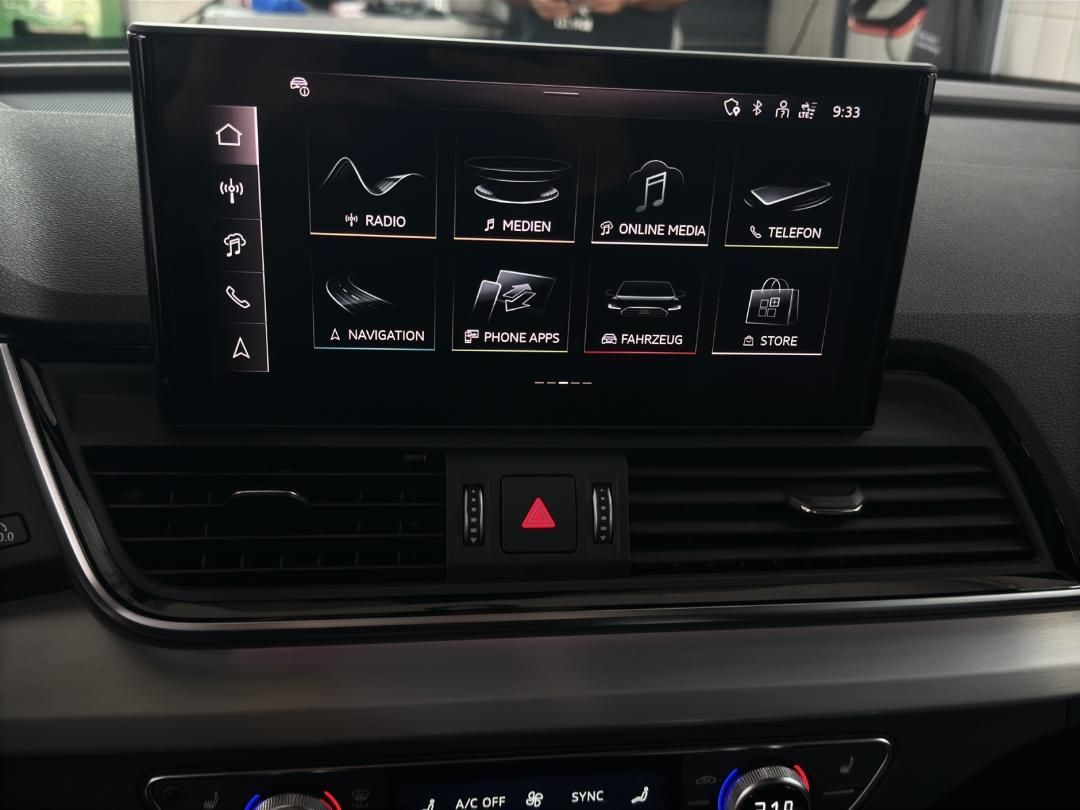 Fahrzeugabbildung Audi Q5 40 2.0 TDI quattro S-Line AHK, MATRIX, Navi