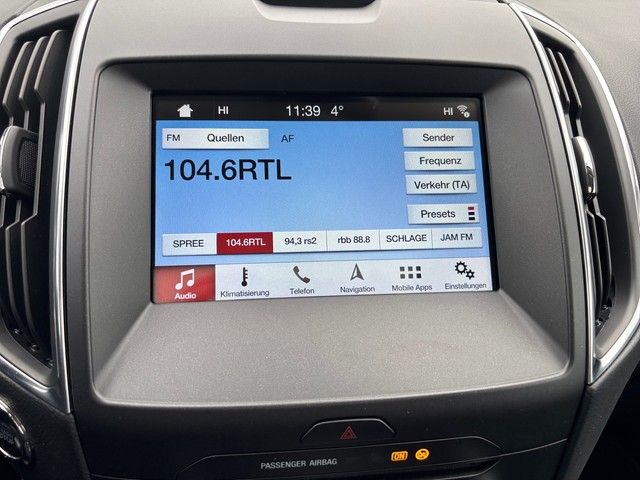 Fahrzeugabbildung Ford S-MAX 2.0Eco Boost Titanium PANO+LED+PARKLENK+AC