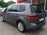 Volkswagen Touran Highline Panorama*SHZ*LED*Velours*1.Hand - VW Touran Gebrauchtwagen in Hannover