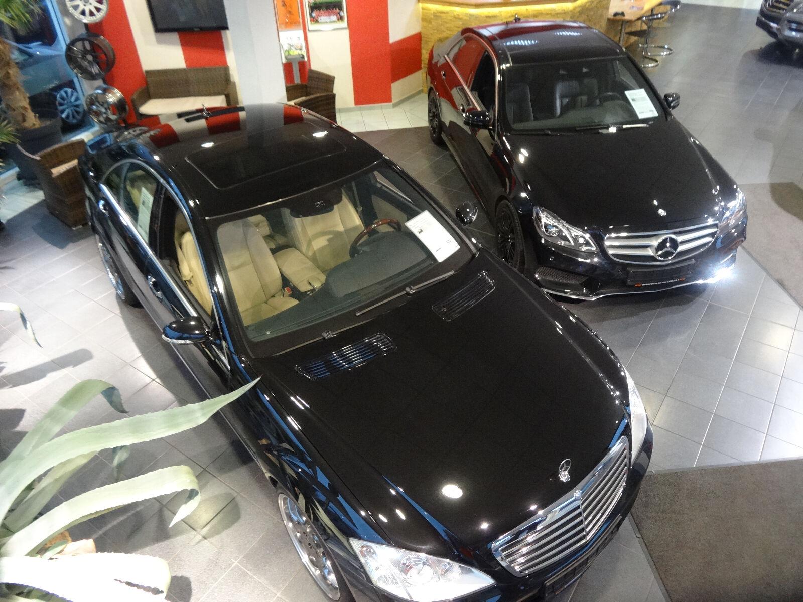 showroom-image-top