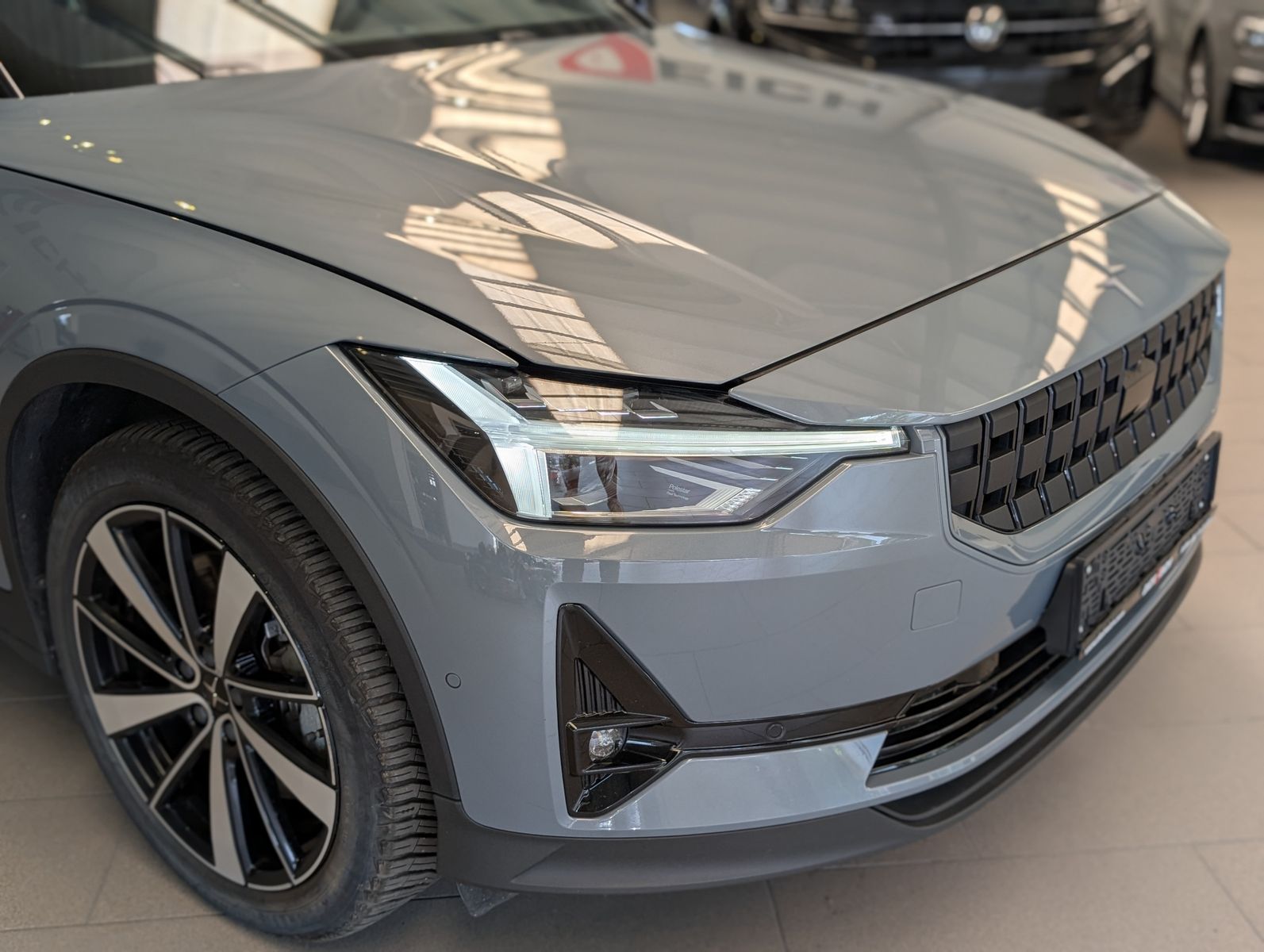 Fahrzeugabbildung Polestar 2 Std Rge ACC Pixel-LED Pilot+ LHz Pano H&K 360°
